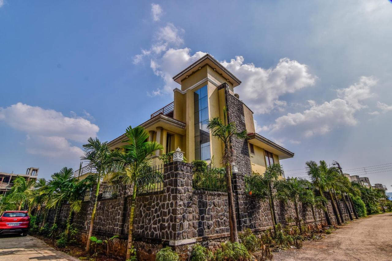 Lifeline Villas - Luxurious Taraangan 4 Mountain View Villa With Biggest Pool And Huge Open Area Lonavala Kültér fotó