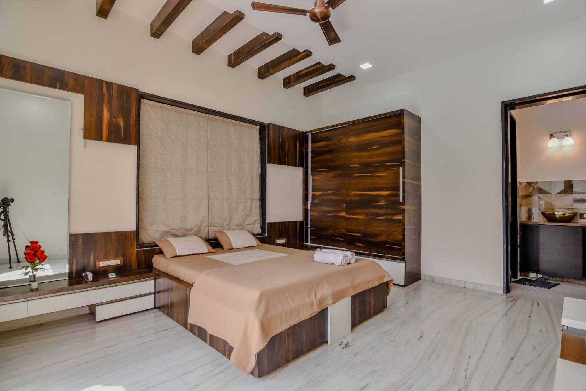 Lifeline Villas - Luxurious Taraangan 4 Mountain View Villa With Biggest Pool And Huge Open Area Lonavala Kültér fotó