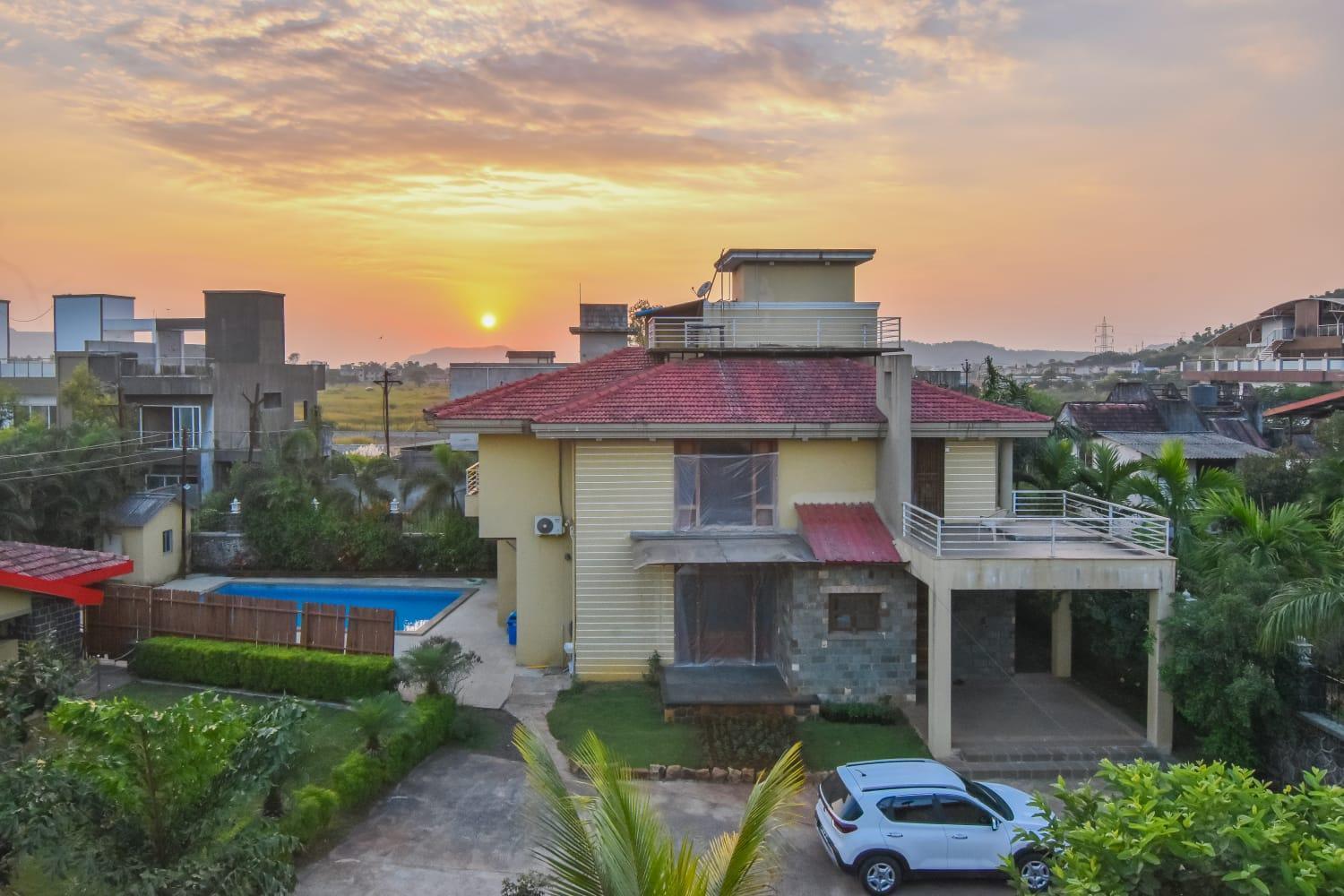 Lifeline Villas - Luxurious Taraangan 4 Mountain View Villa With Biggest Pool And Huge Open Area Lonavala Kültér fotó